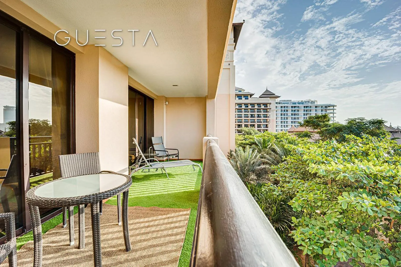 Royal Amwaj Apartments, Palm Jumeirah, Free Beach And Pool Access دبي